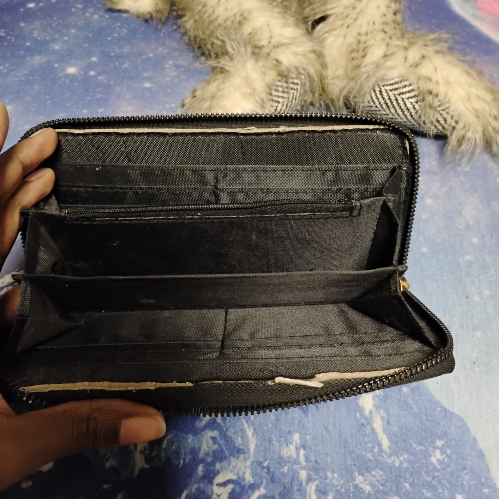Baby Phat Wallet ๐๐ค - Picture 4 of 5